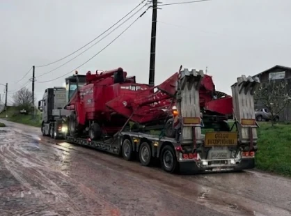 Transport d’un engin sur remorque